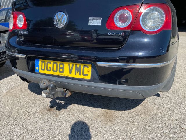 bontott VW PASSAT B6 Hátsó Lökhárító (Üresen)