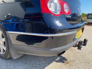 bontott VW PASSAT B6 Hátsó Lökhárító (Üresen)