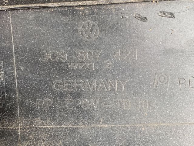 bontott VW PASSAT B6 Hátsó Lökhárító (Üresen)