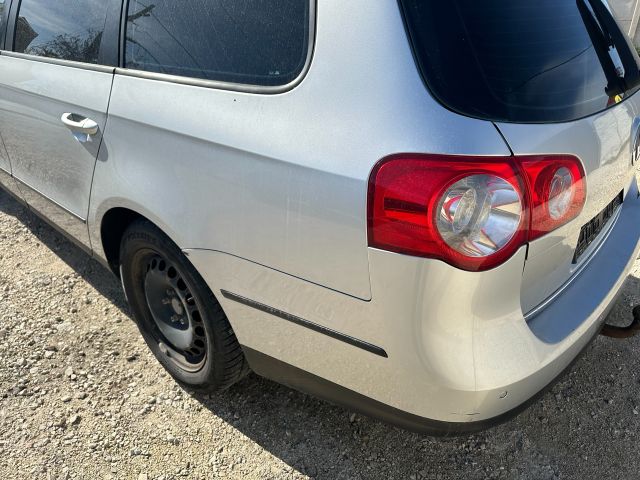 bontott VW PASSAT B6 Hátsó Rendszámtábla Világítás