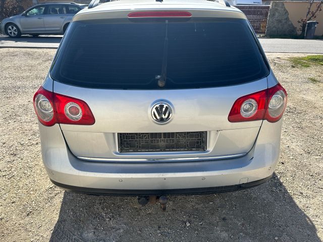 bontott VW PASSAT B6 Hátsó Rendszámtábla Világítás