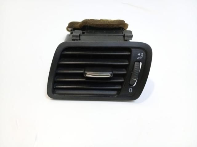 bontott VW PASSAT B6 Hűtőrács