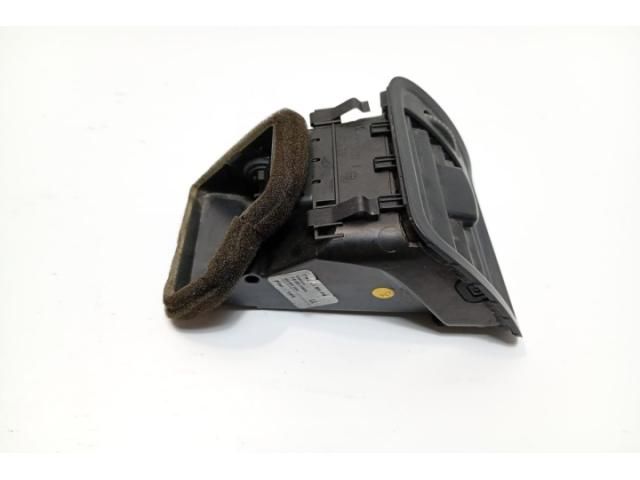 bontott VW PASSAT B6 Hűtőrács