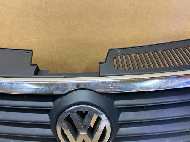 bontott VW PASSAT B6 Hűtőrács