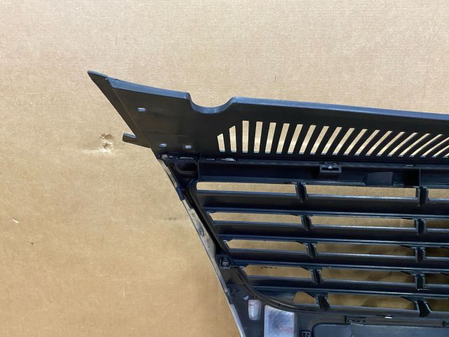 bontott VW PASSAT B6 Hűtőrács