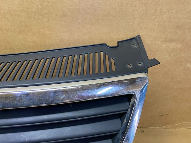 bontott VW PASSAT B6 Hűtőrács