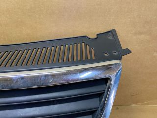 bontott VW PASSAT B6 Hűtőrács