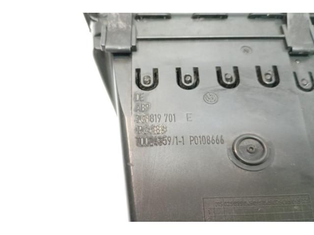 bontott VW PASSAT B6 Hűtőrács