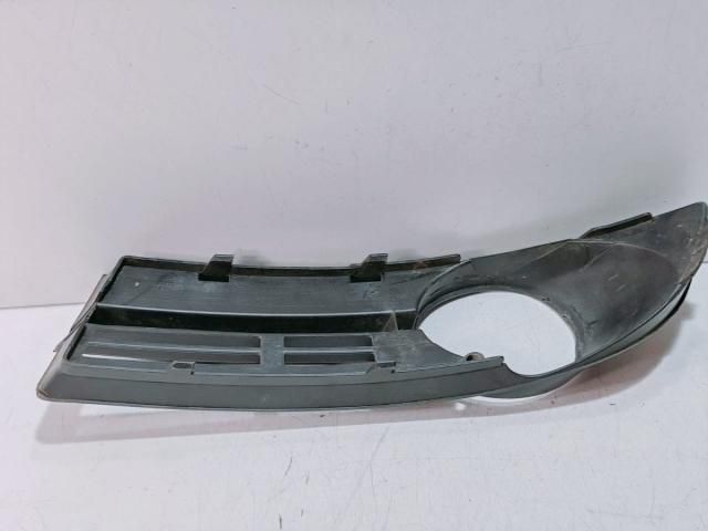 bontott VW PASSAT B6 Hűtőrács