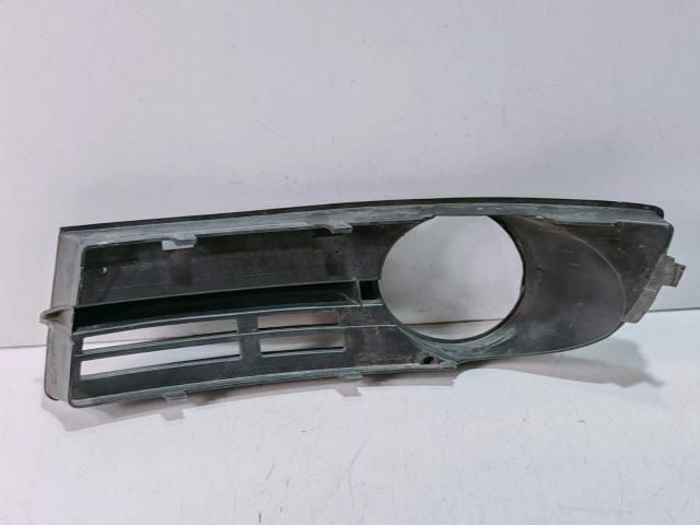 bontott VW PASSAT B6 Hűtőrács