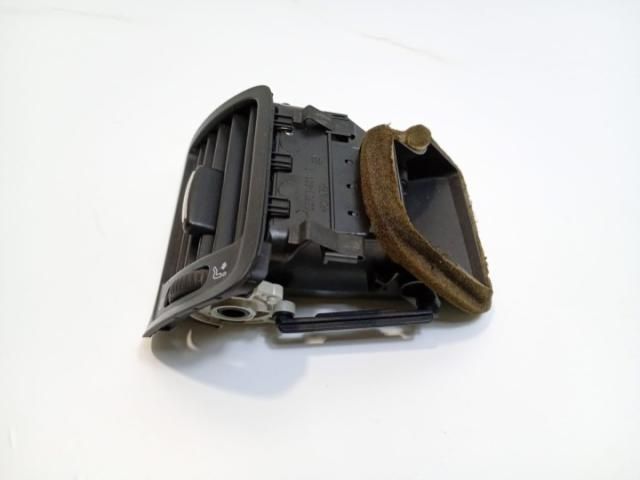 bontott VW PASSAT B6 Hűtőrács