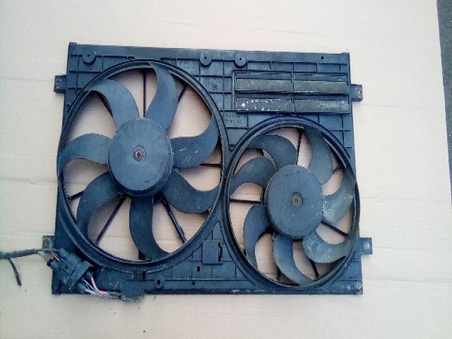 bontott VW PASSAT B6 Hűtőventilátor Motor