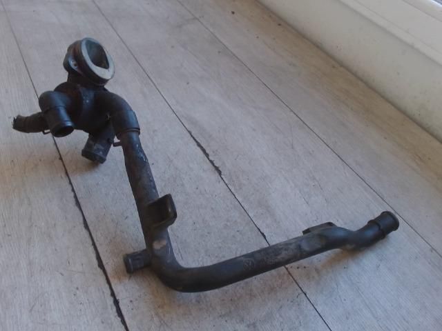 bontott VW PASSAT B6 Hűtővíz Elosztó Cső