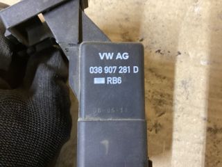 bontott VW PASSAT B6 Izzító Relé