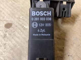 bontott VW PASSAT B6 Izzító Relé