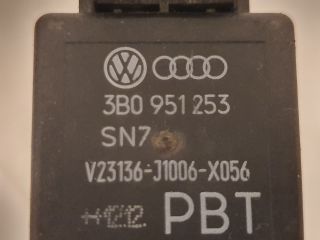 bontott VW PASSAT B6 Izzító Relé