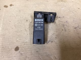 bontott VW PASSAT B6 Izzító Relé