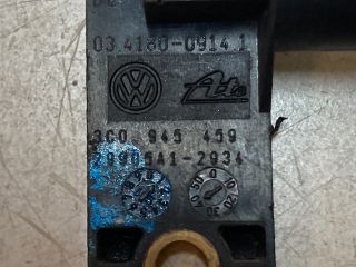 bontott VW PASSAT B6 Jeladó (Magában)