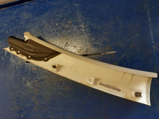 bontott VW PASSAT B6 Jobb A Oszlop Burkolat