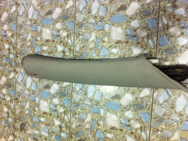 bontott VW PASSAT B6 Jobb A Oszlop Burkolat