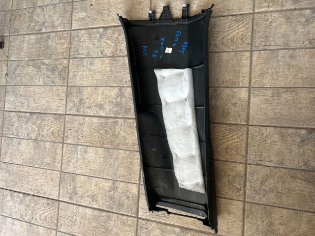 bontott VW PASSAT B6 Jobb B Oszlop Burkolat