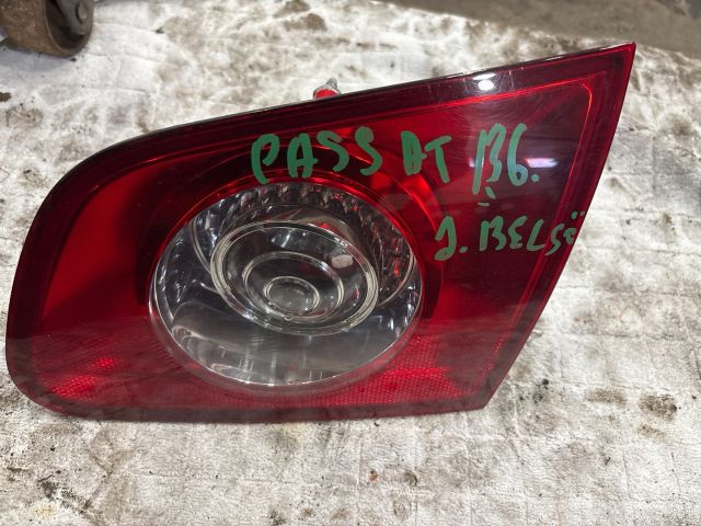 bontott VW PASSAT B6 Jobb Belső Hátsó Lámpa