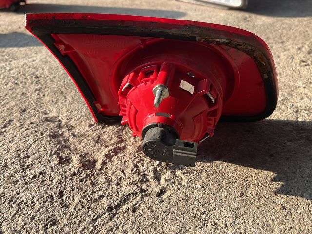 bontott VW PASSAT B6 Jobb Belső Hátsó Lámpa