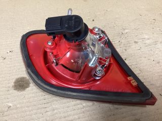 bontott VW PASSAT B6 Jobb Belső Hátsó Lámpa