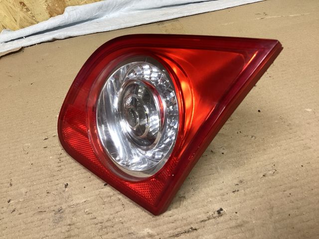 bontott VW PASSAT B6 Jobb Belső Hátsó Lámpa