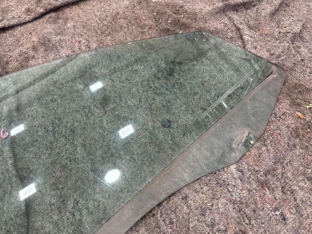 bontott VW PASSAT B6 Jobb első Ablak