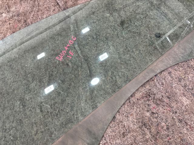 bontott VW PASSAT B6 Jobb első Ablak