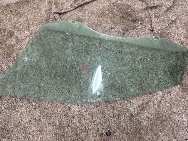 bontott VW PASSAT B6 Jobb első Ablak