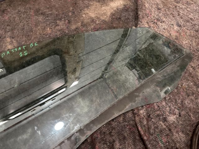 bontott VW PASSAT B6 Jobb első Ablak
