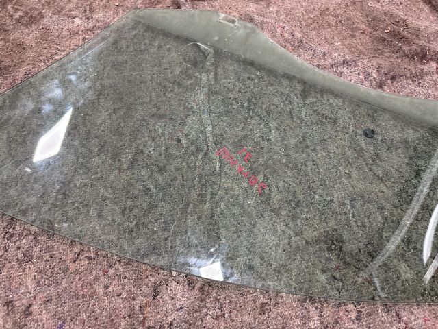 bontott VW PASSAT B6 Jobb első Ablak