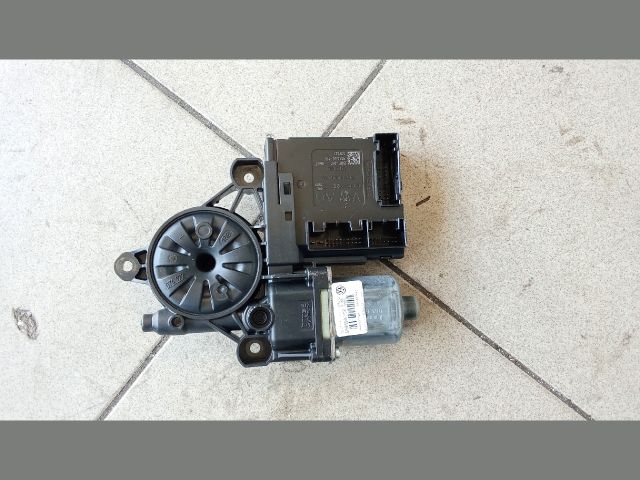 bontott VW PASSAT B6 Jobb első Ablakemelő Motor