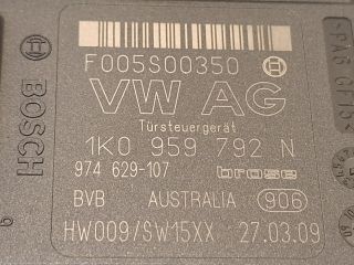 bontott VW PASSAT B6 Jobb első Ablakemelő Motor