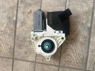 bontott VW PASSAT B6 Jobb első Ablakemelő Motor