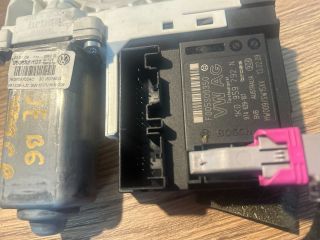 bontott VW PASSAT B6 Jobb első Ablakemelő Motor