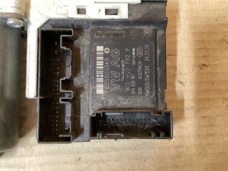 bontott VW PASSAT B6 Jobb első Ablakemelő Motor