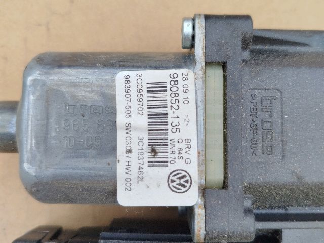 bontott VW PASSAT B6 Jobb első Ablakemelő Motor