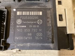bontott VW PASSAT B6 Jobb első Ablakemelő Motor