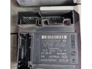 bontott VW PASSAT B6 Jobb első Ablakemelő Motor