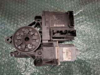 bontott VW PASSAT B6 Jobb első Ablakemelő Motor