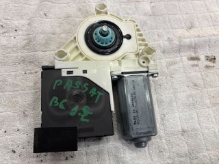 bontott VW PASSAT B6 Jobb első Ablakemelő Motor