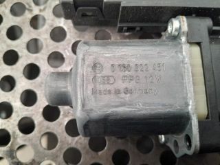 bontott VW PASSAT B6 Jobb első Ablakemelő Motor