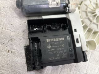 bontott VW PASSAT B6 Jobb első Ablakemelő Motor