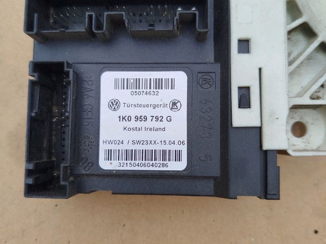 bontott VW PASSAT B6 Jobb első Ablakemelő Motor