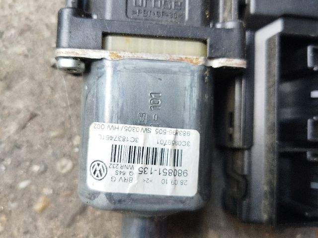 bontott VW PASSAT B6 Jobb első Ablakemelő Motor