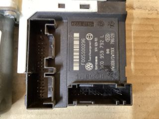 bontott VW PASSAT B6 Jobb első Ablakemelő Motor