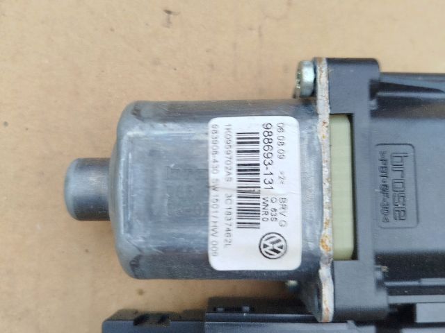 bontott VW PASSAT B6 Jobb első Ablakemelő Motor